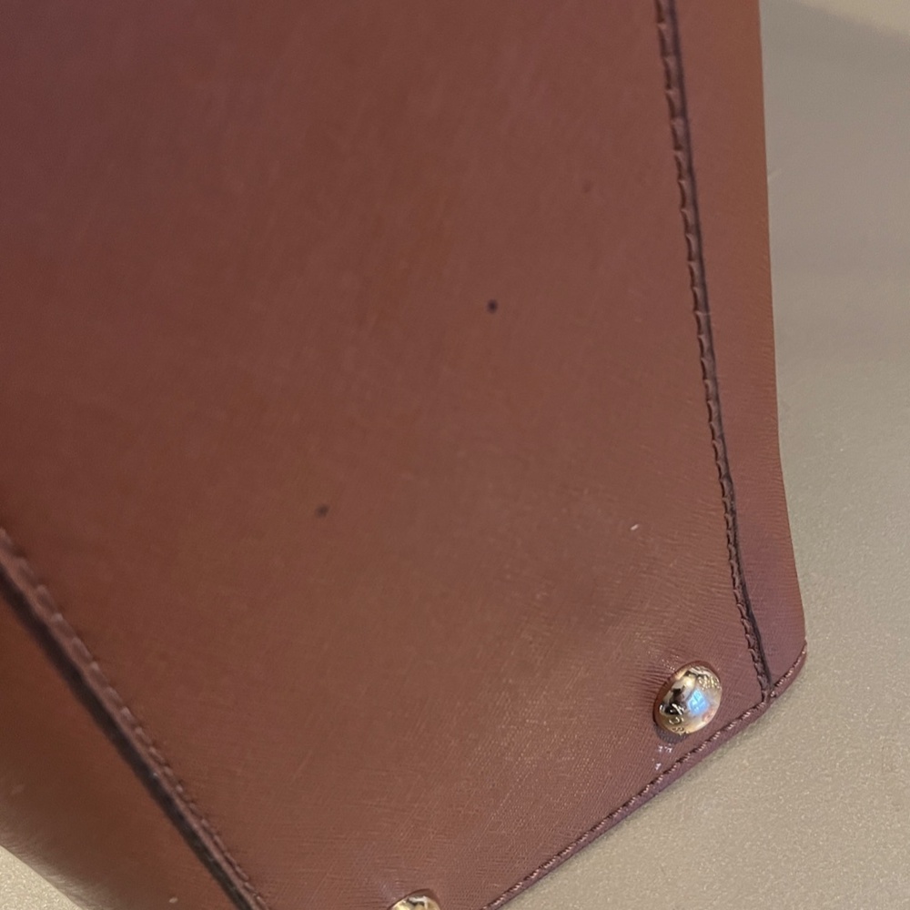 Michael Kors Large Hamilton Bag - Picture 5 of 16